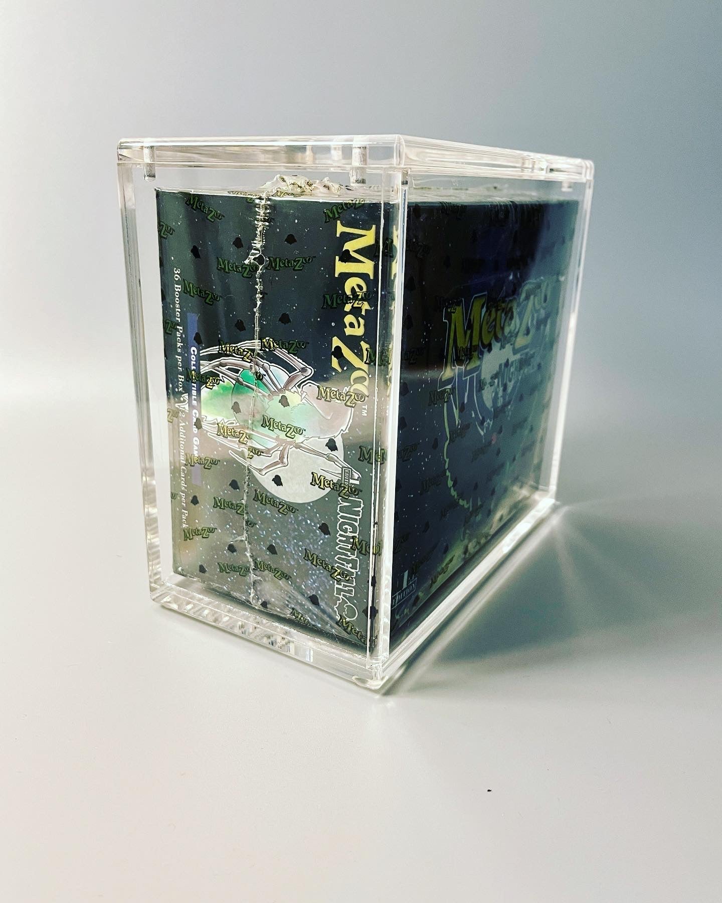 Metazoo Booster Box Acrylic Case